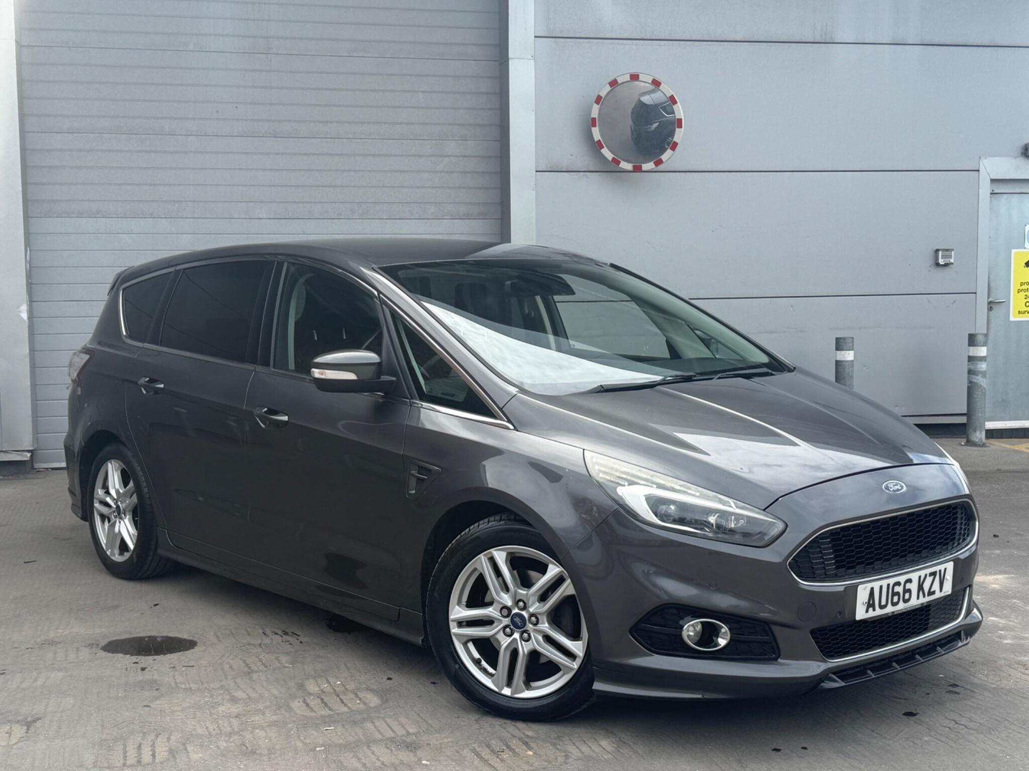 Ford S-Max