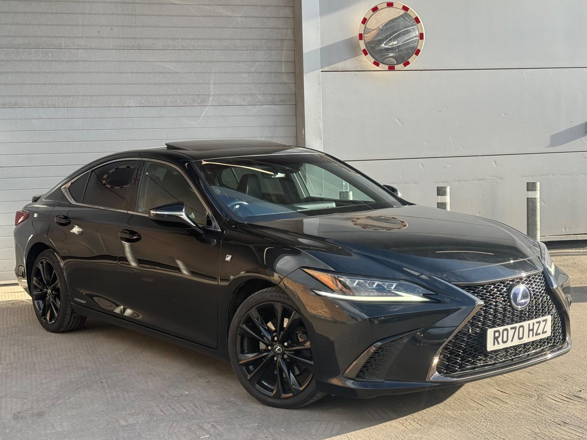 Lexus ES